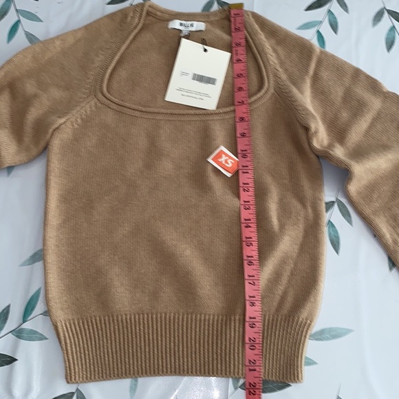 Harlow Sweater
Billie the Label - Picture 10 of 14